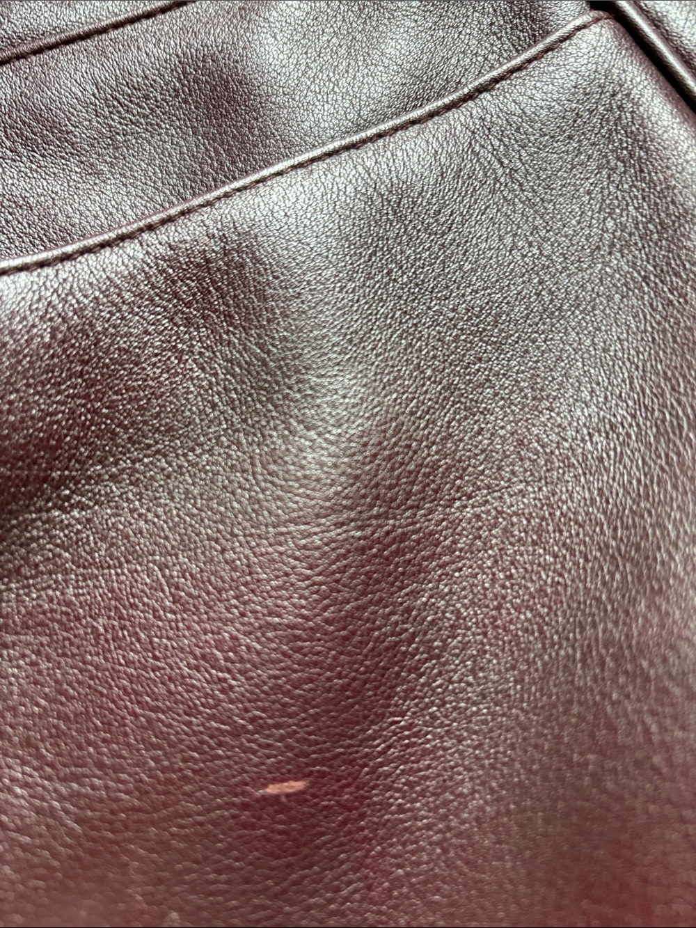ETIENNE AIGNER Oxblood Maroon Leather Shoulder purse. Vintage classic. - Picture 12 of 12